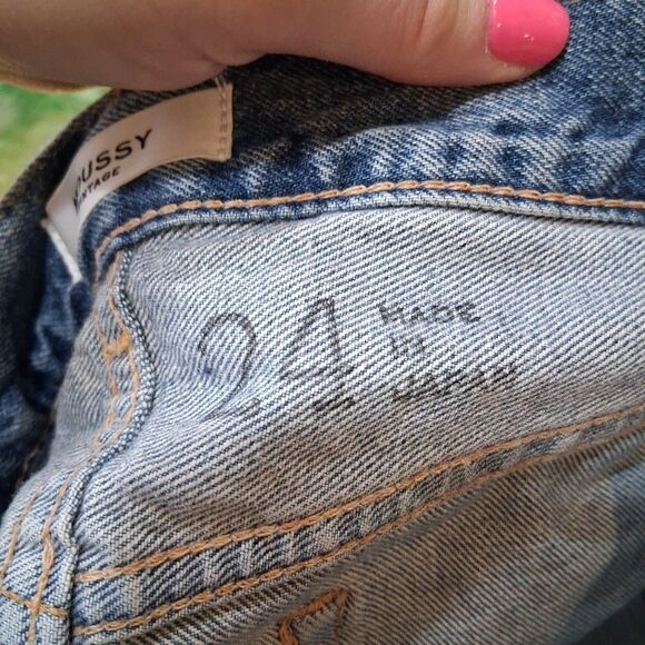 MOUSSY VINTAGE High Rise Denim Shorts Button Fly Raw Hem Distressed Size 24"x5" - Picture 8 of 9